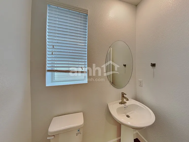 8265 Joyce Cir — Photo 6