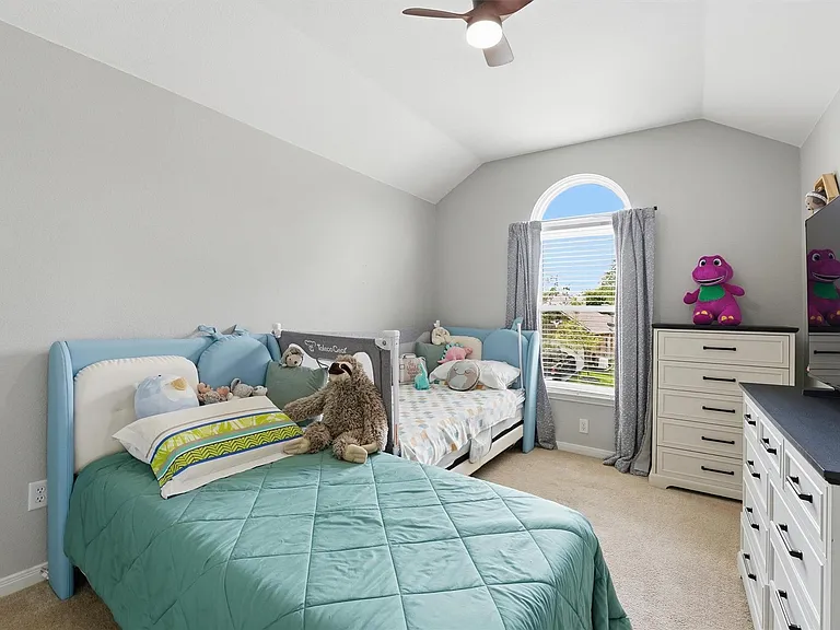 21812 Grand Lancelot Dr — Photo 18