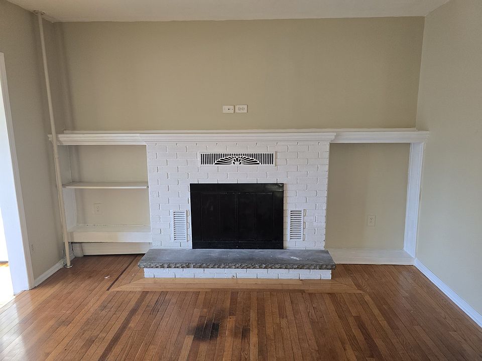 2nd image of 836 Mantoloking Rd #1