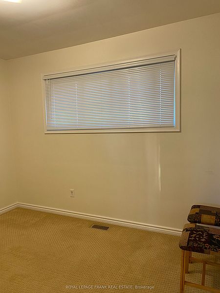 Peterborough House for rent - 3 Bedrooms — photo 18