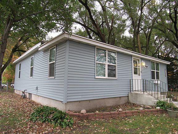 2nd image of 2101 Lakewood Dr