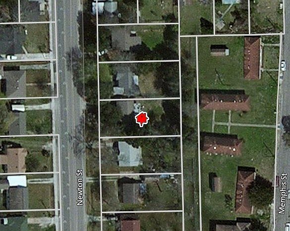 1st image of 721 Newton St