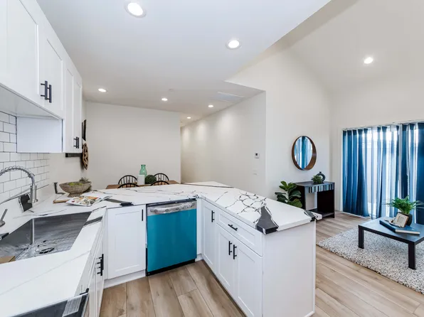 539 W Amerige Ave #B, Fullerton, CA 92832