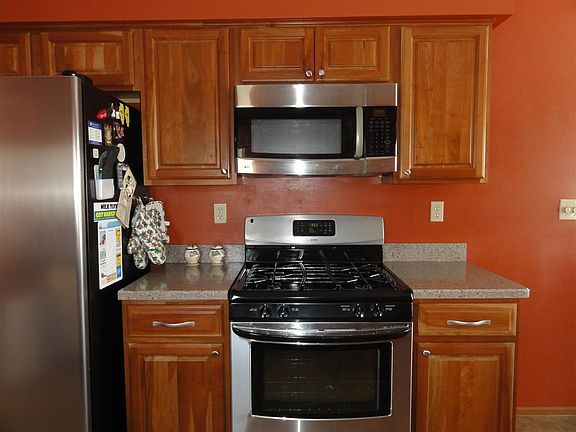 4th image of 1106 Westridge Dr