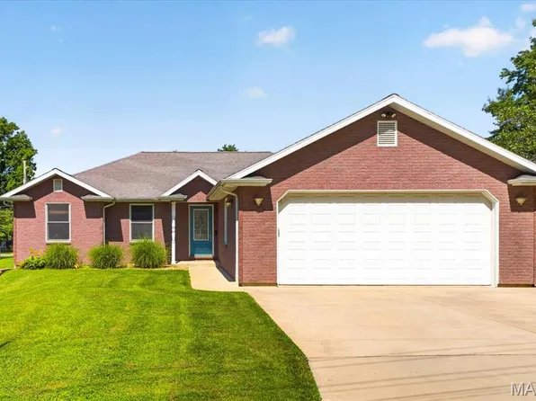 711 Morrison Ave, Waterloo, IL 62298