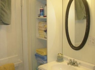 16 Yates Ave, Poughkeepsie, NY 12601