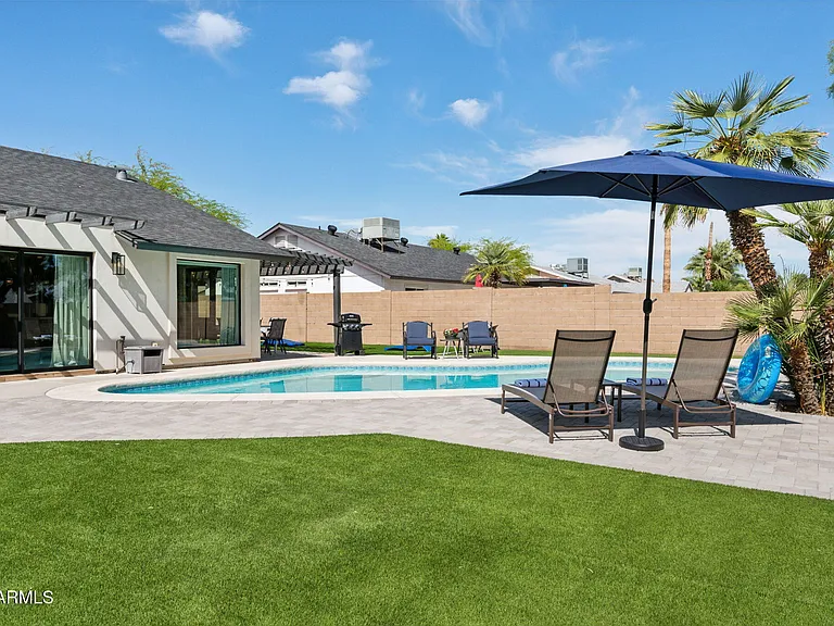 5301 E Tierra Buena Ln — Photo 46