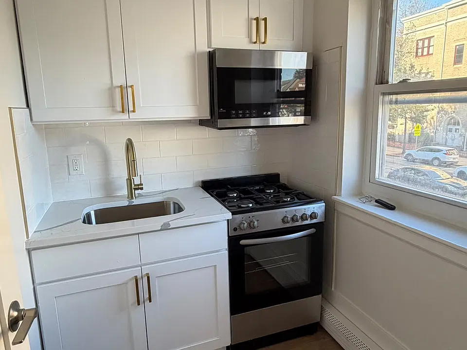 2505 Kennedy Blvd #211E