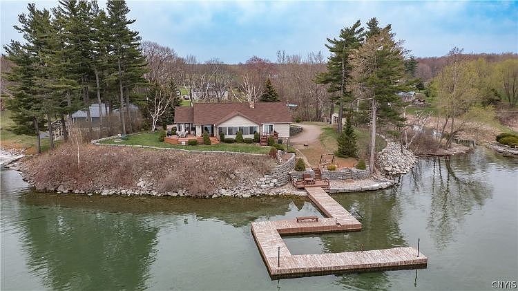 1st image of 4582 Bach Ln