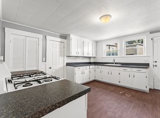 211 Burrill St, Swampscott, MA 01907