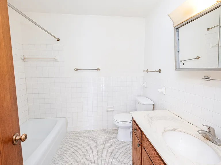 Longfellow Place — Photo 15