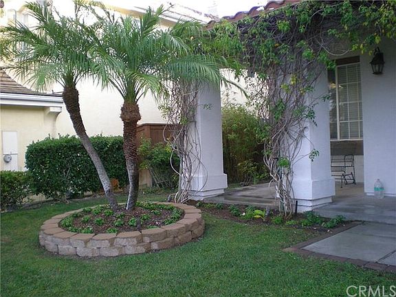 5th image of 865 Esperanza Pl