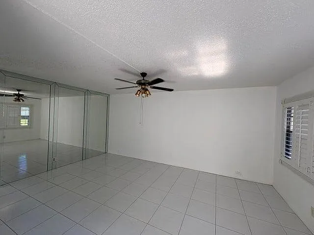 431 Mansfield Dr #K — Photo 9