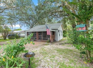 5924 13th St, Zephyrhills, FL 33542