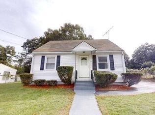 81 Almount Rd, Fitchburg, MA 01420