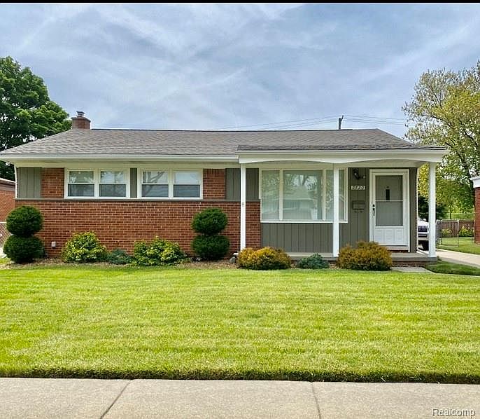 1st image of 2820 Longmeadow Dr