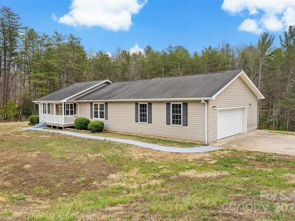 3655 Grandview Dr, Morganton, NC 28655