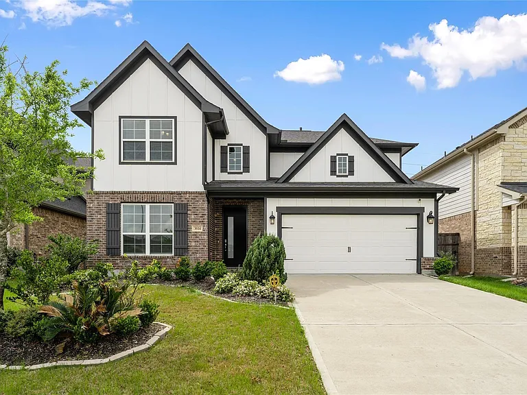 3614 Windward Canyon Dr — Photo 2
