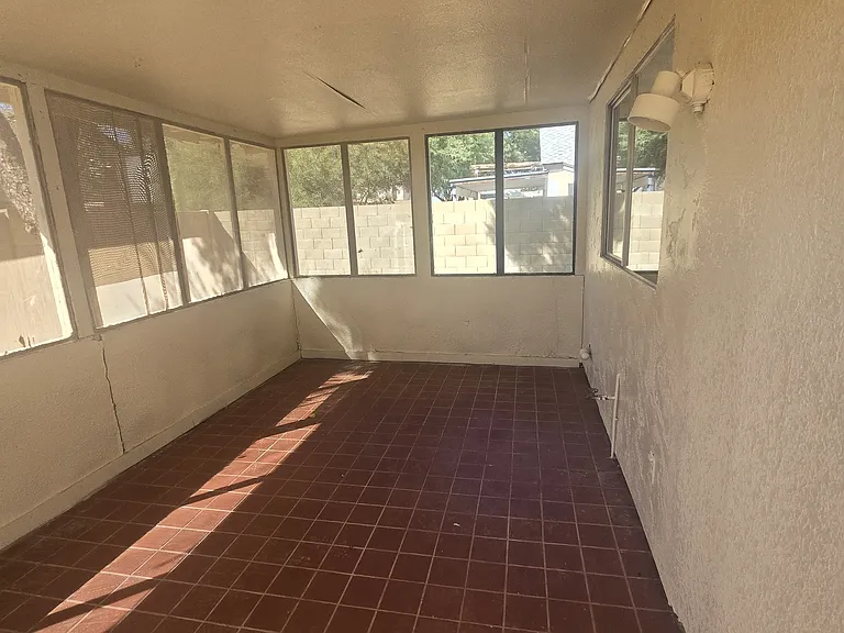 4049 W Camino Del Rio — Photo 27