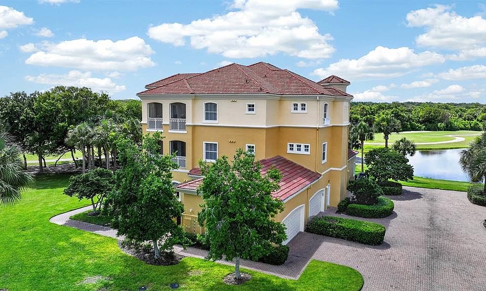 1st image of 35 CASA BELLA CIRCLE #1201