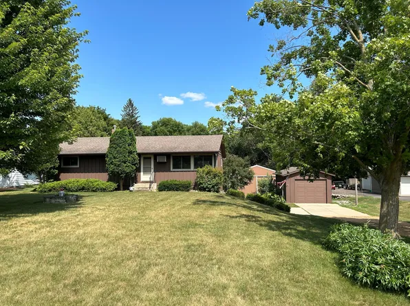 6910 Fenner Ave SE, Delano, MN 55328