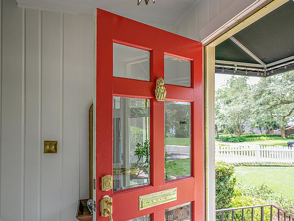 4th image of 1721 DOGWOOD Place