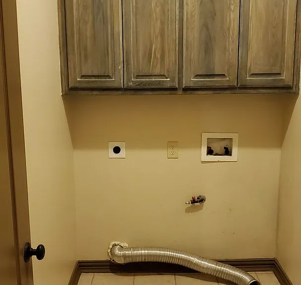 1621 Colonial Dr — Photo 19