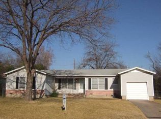 4325 Red Bud Cir, Waco, TX 76710