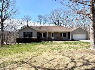 719 White Dogwood Ct, Saint Clair, MO 63077