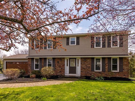 2nd image of 26 Crestview Dr