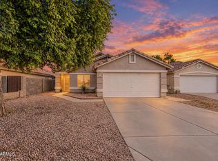 853 E YUMA Avenue, Apache Junction, AZ 85119