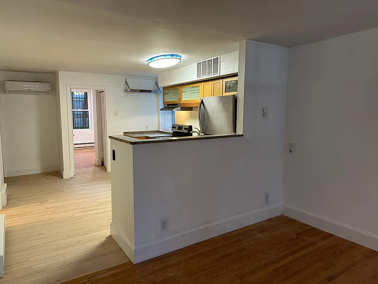 520 Shawmut Ave #1 — Photo 6