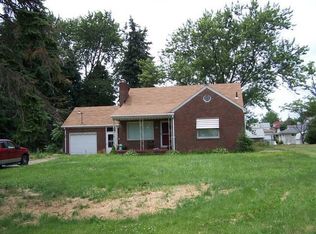 454 13th St, Campbell, OH