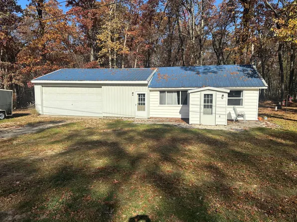 7052 E Us Highway 10, Fountain, MI 49410