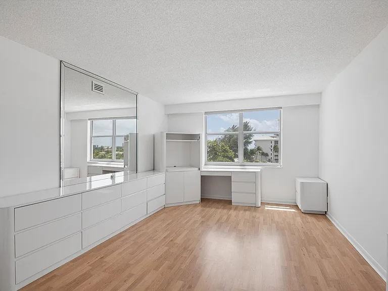 1010 S Ocean Blvd #501 — Photo 6