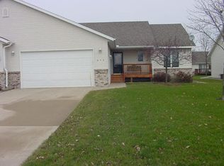 652 Obrien Pkwy, Belle Plaine, MN 56011