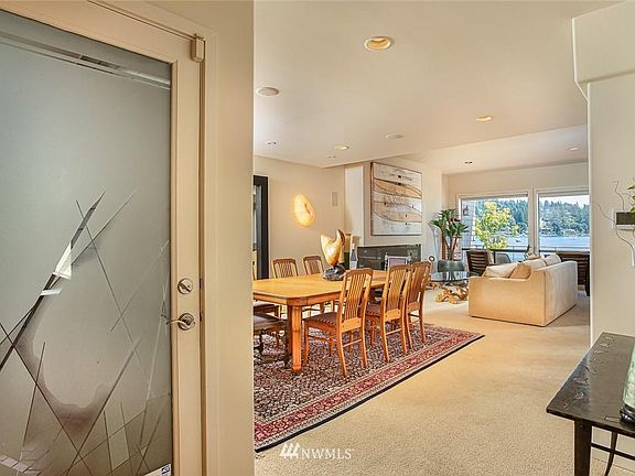 3rd image of 8915 N Harborview Dr APT 101