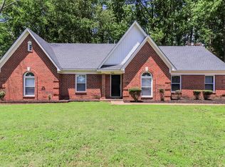 160 Walnut Bend Cv, Cordova, TN 38018