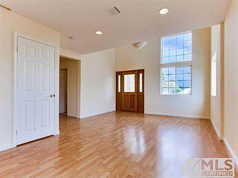 4th image of 4242 47th St