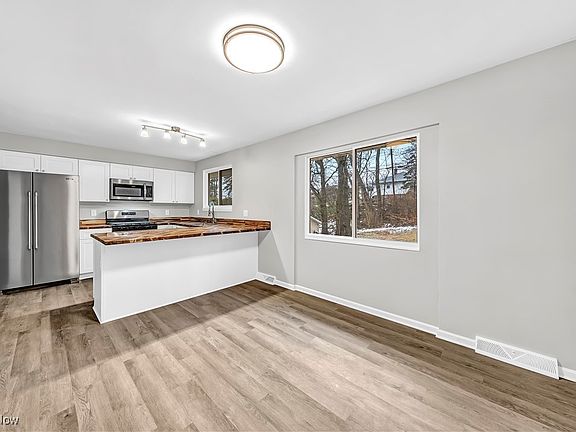 5th image of 5597 Andover Blvd