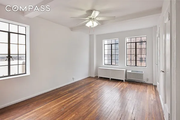 Rented by Compass | media 12