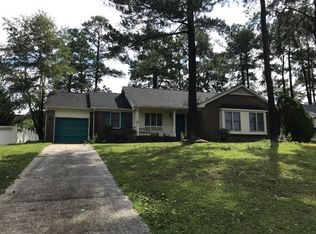 2233 Dockvale Dr, Fayetteville, NC 28306