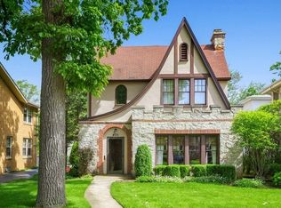 405 Woodlawn Ave, Glencoe, IL