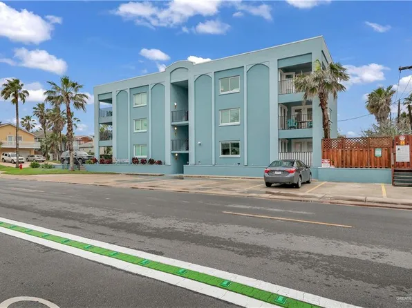 132 E Gardenia St #4, South Padre Island, TX 78597