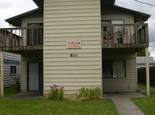810 9th Ave APT 2, Longview, WA 98632