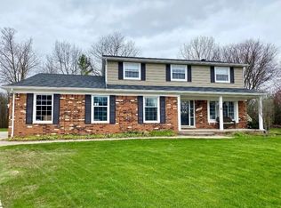 4569 Heatherbrook Dr, Troy, MI 48098