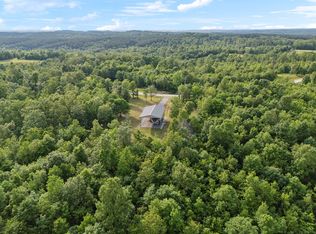 1635 Bear Hollow Dr, Waverly, TN 37185