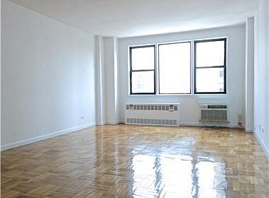 1st image of 150 E 18th St APT 4D