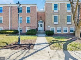 804 Quince Orchard Blvd