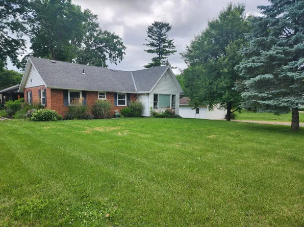437 Washington Ave, Bellefontaine, OH 43311